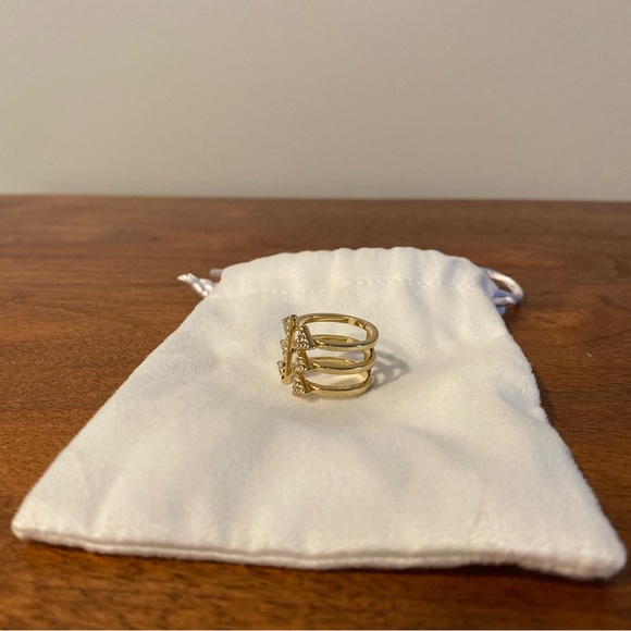 BCBG Ring - Picture 2 of 4